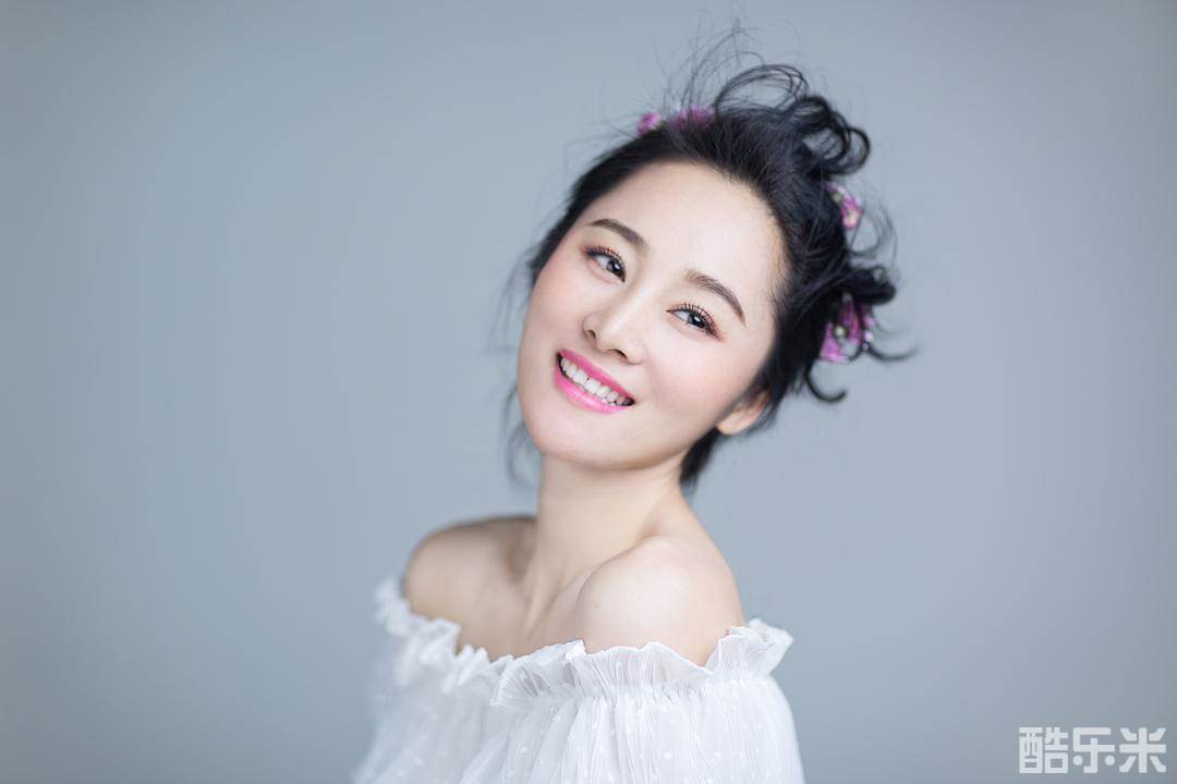 龙馨悦