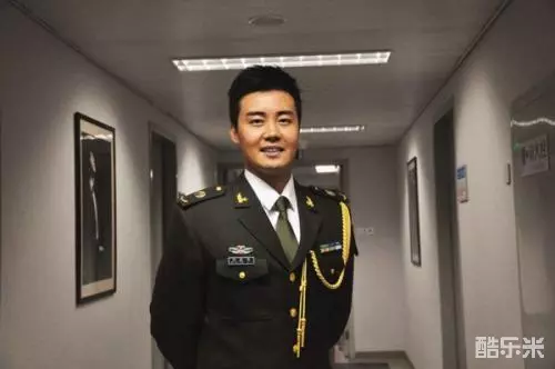张英席