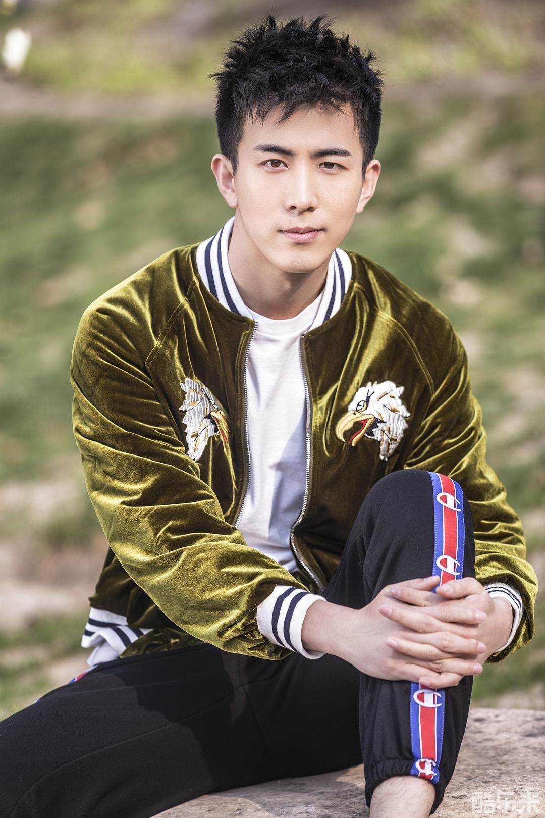 李川