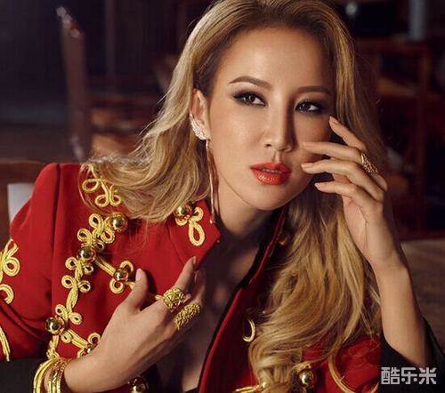 李玟