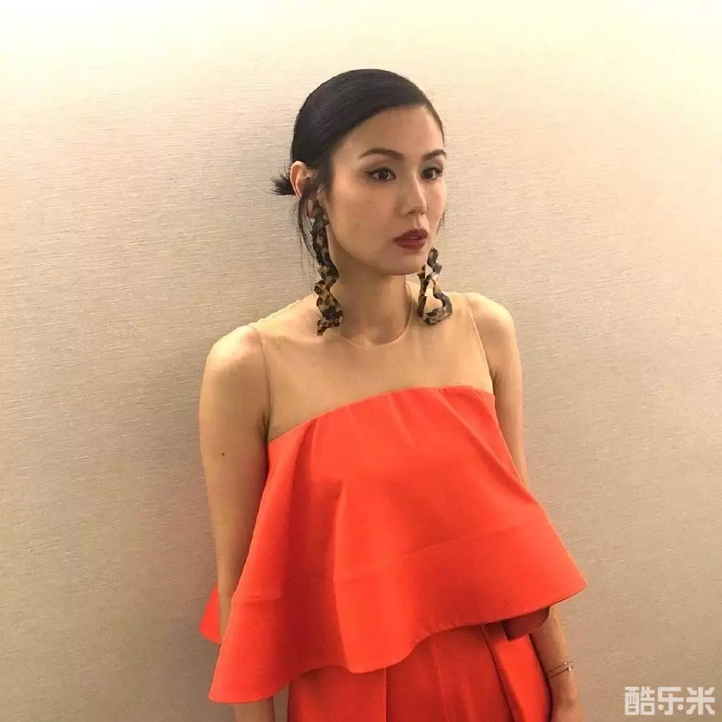 何嘉莉