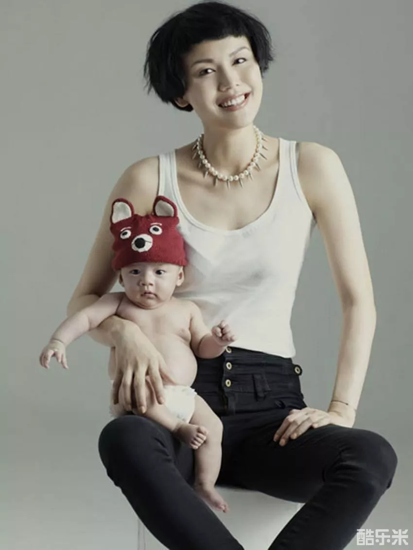 何嘉莉
