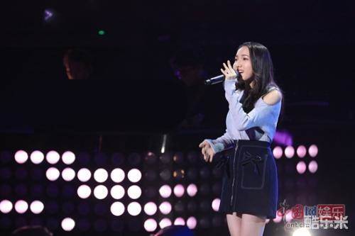 于梓贝