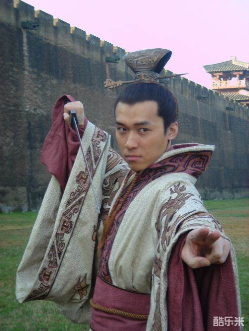 杨德民