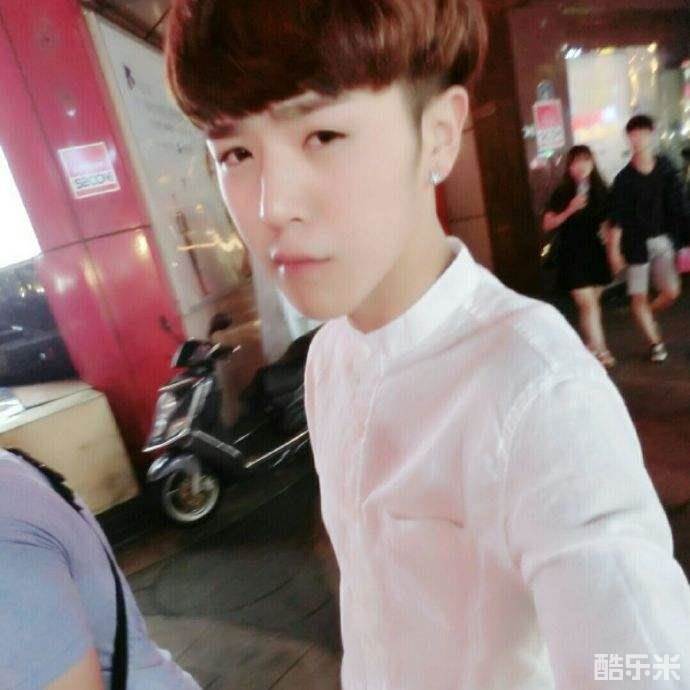 张津铭