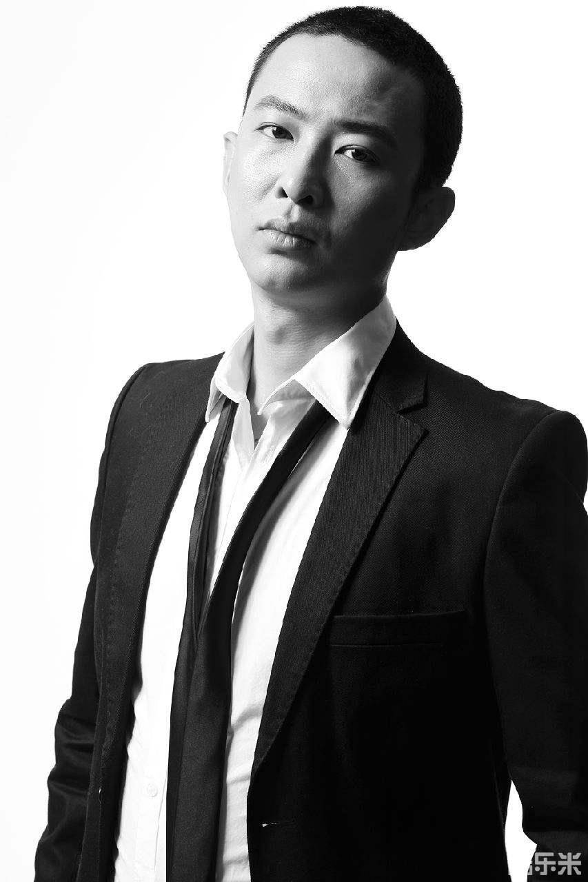李盟