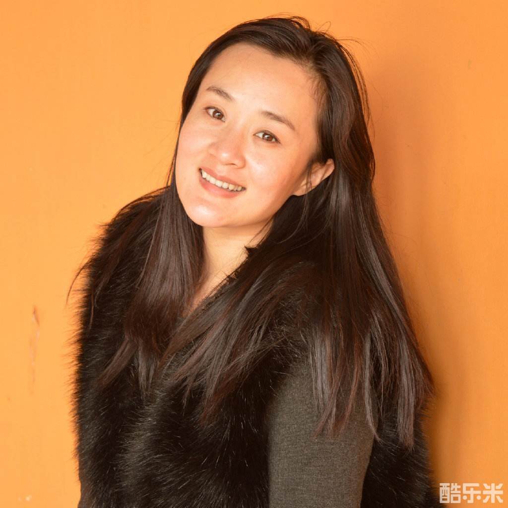 李佳蔚