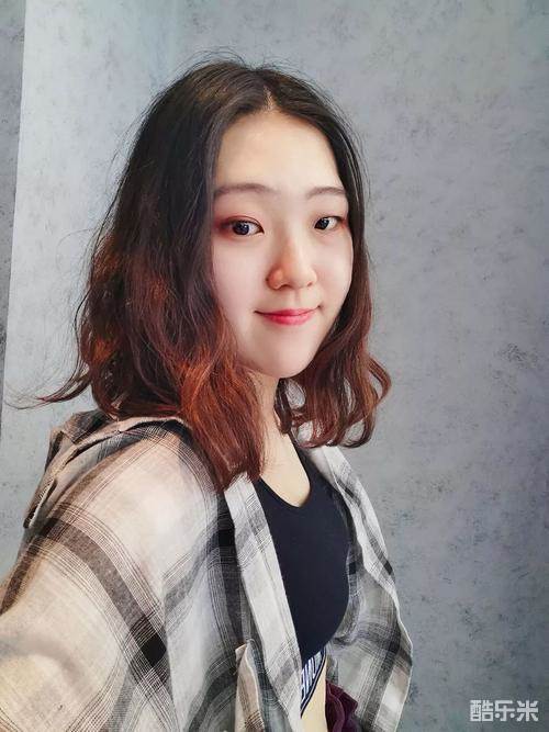 李秋韵