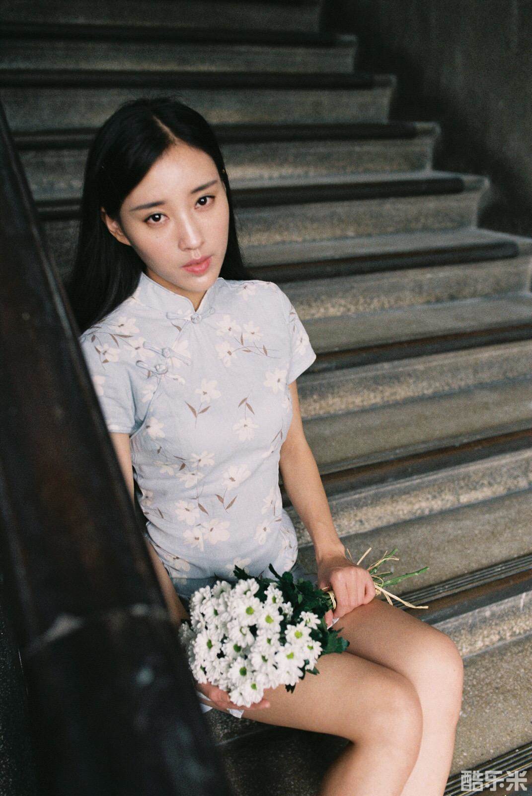 衣妍婷