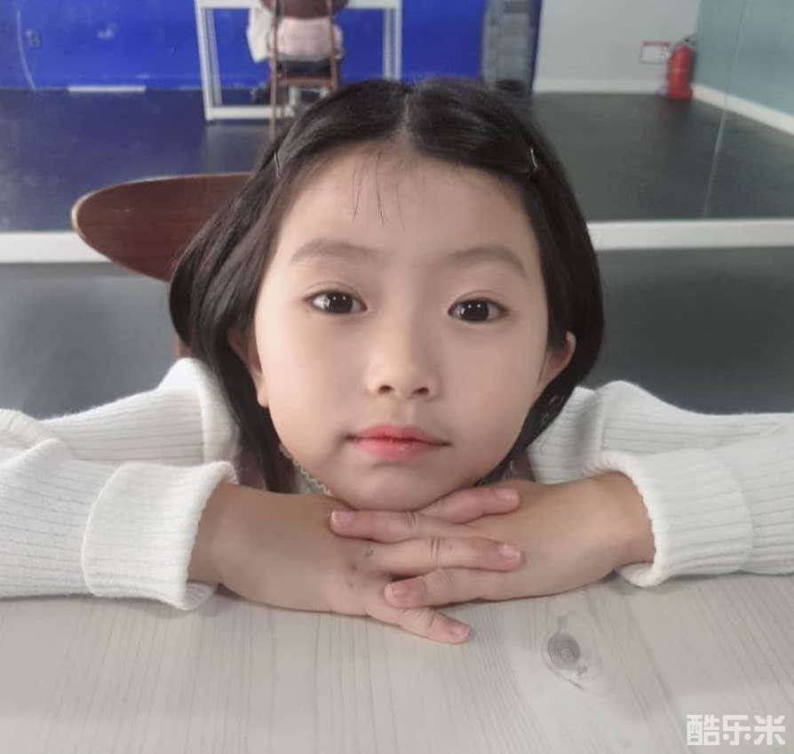 权艺恩