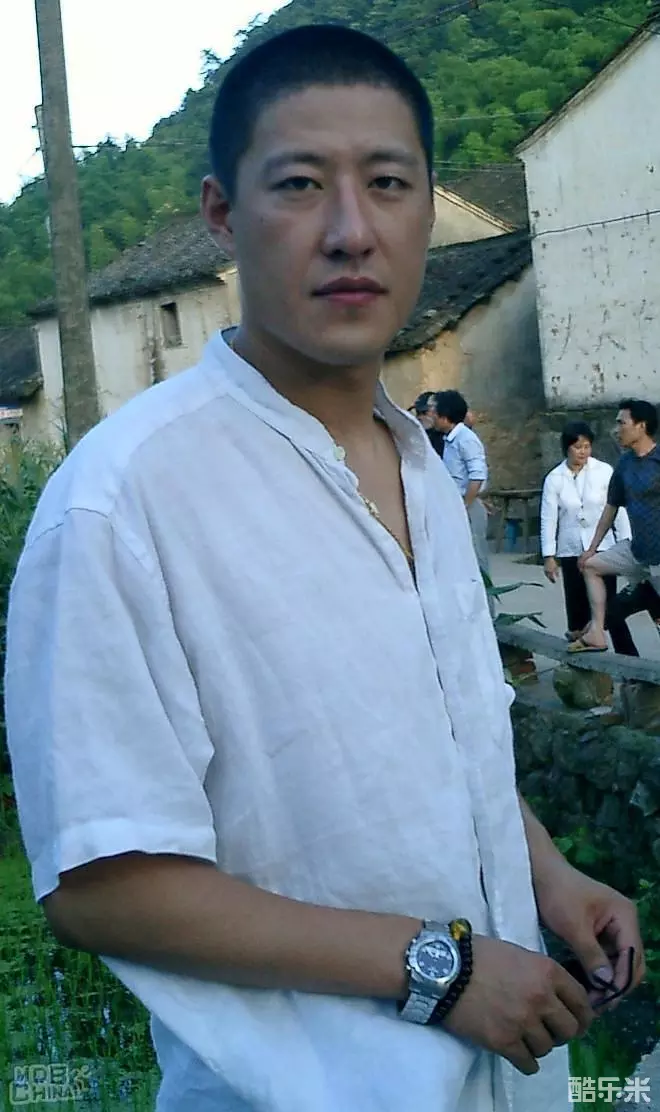 于震