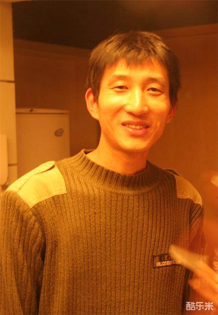 万晓利