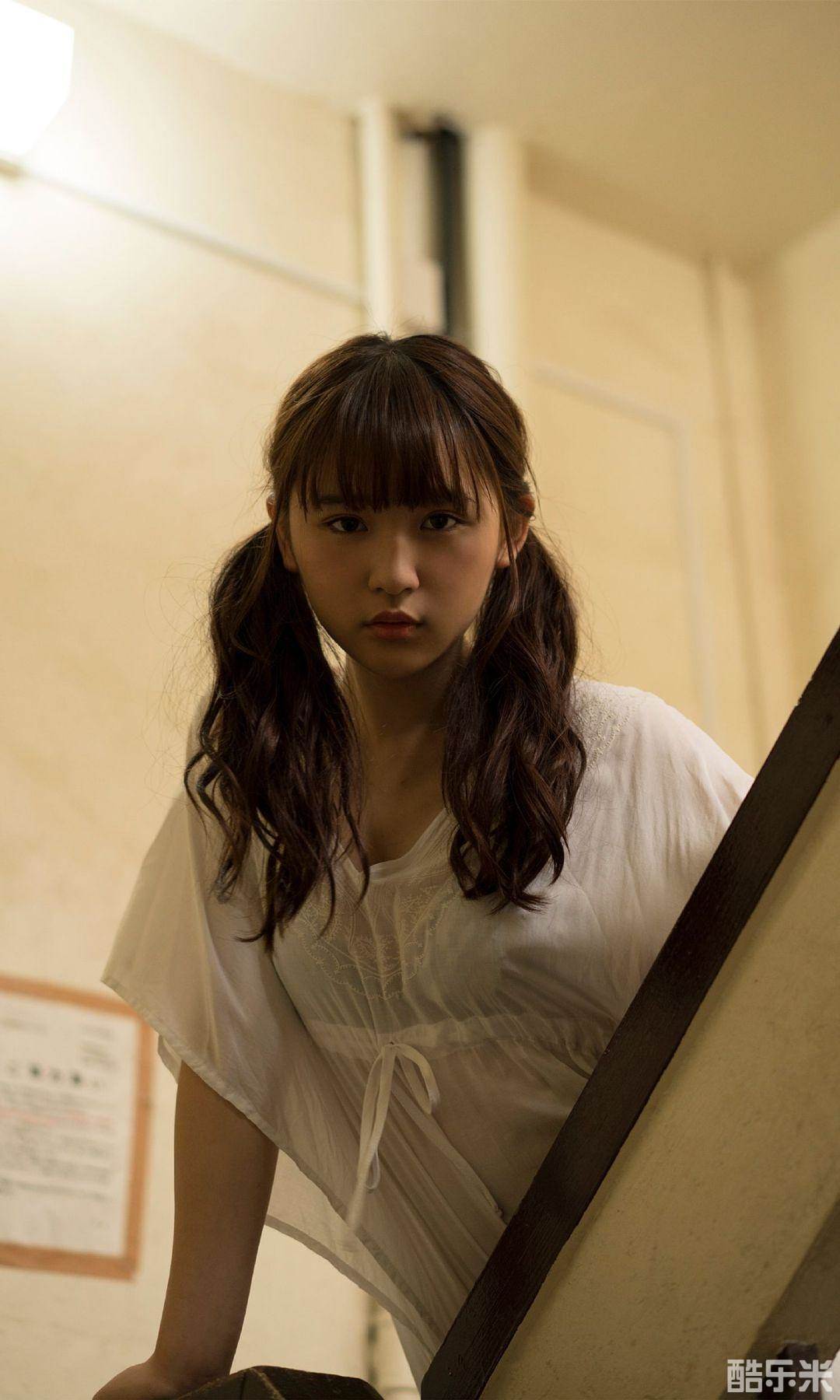 浅川梨奈