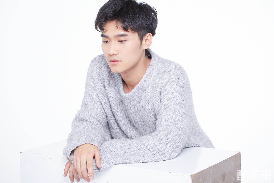 王璨
