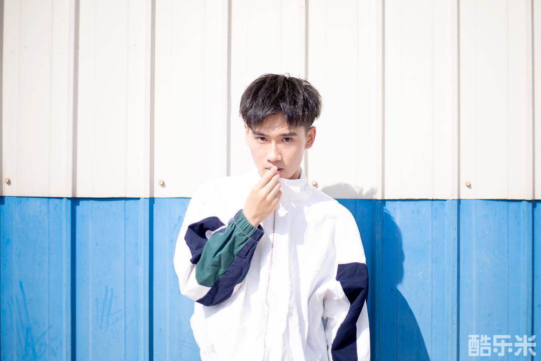 王璨