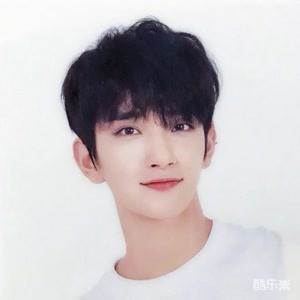 洪知秀