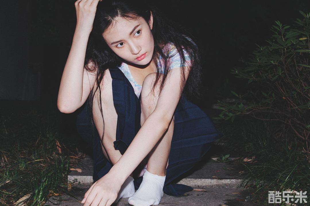 李沫颔