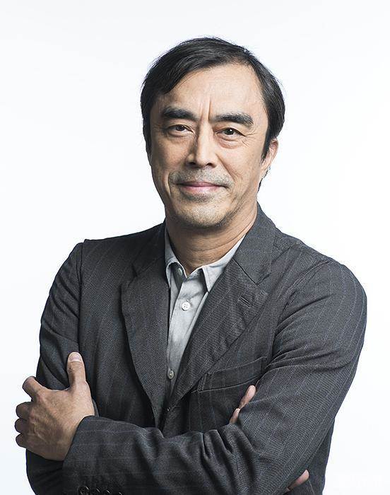 益冈徹