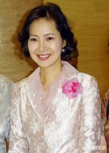 梁美京
