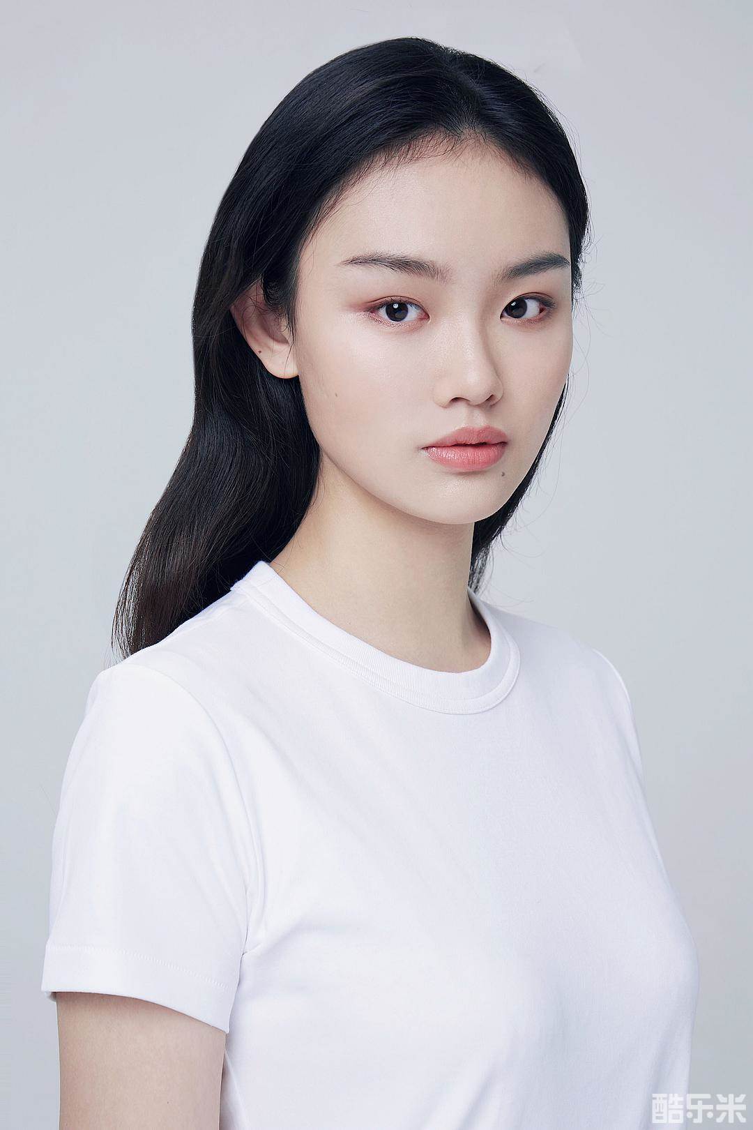 戴何嘉琦