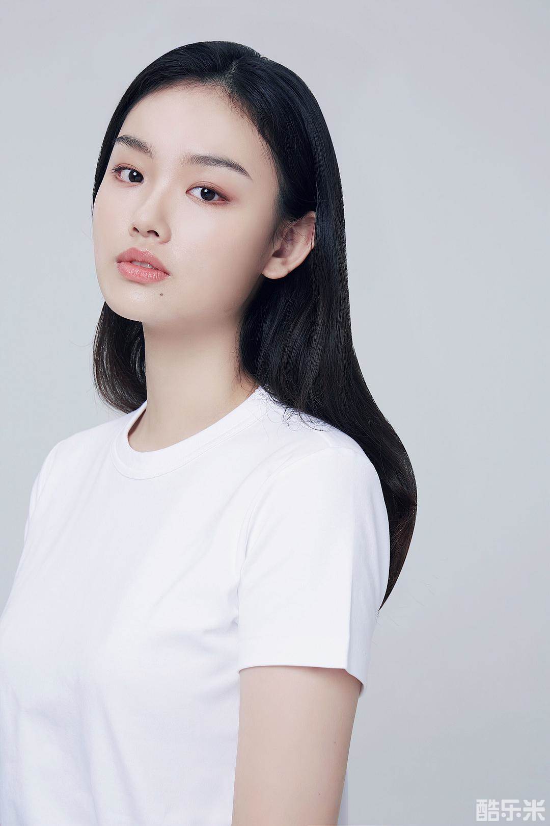 戴何嘉琦