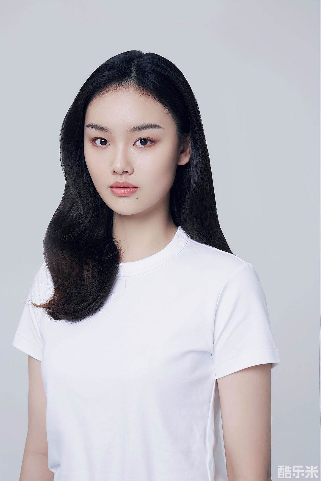 戴何嘉琦