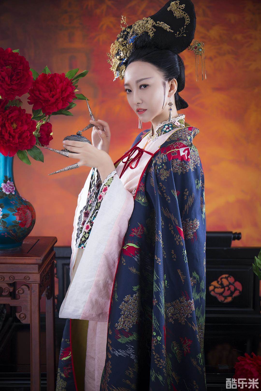 邢昀