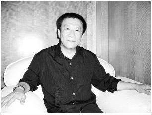 侯耀文
