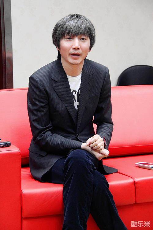 张亚东