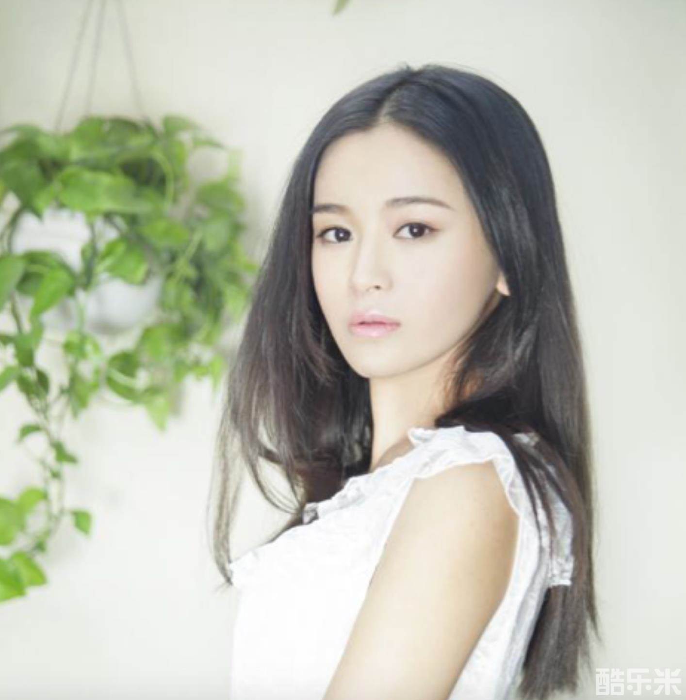 李冯慕涵