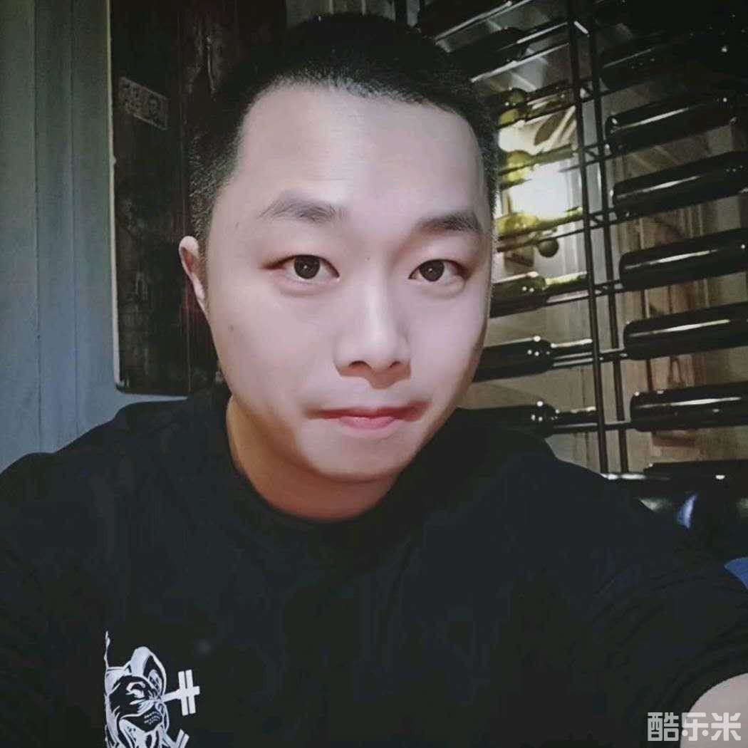 包磊