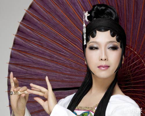 李玉刚