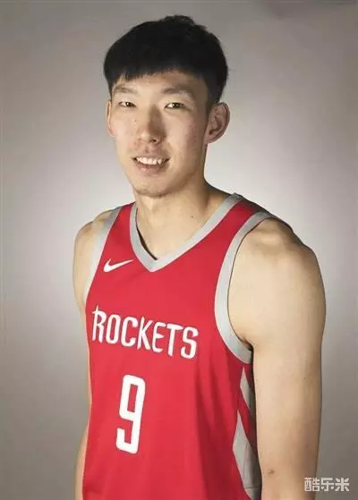 周琦