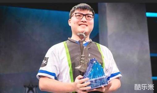 简自豪