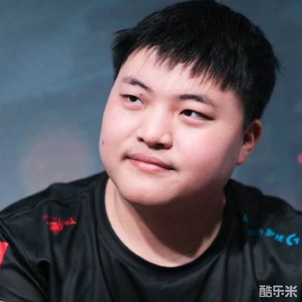 简自豪