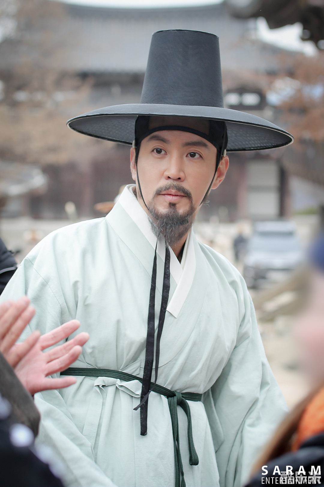 崔元英
