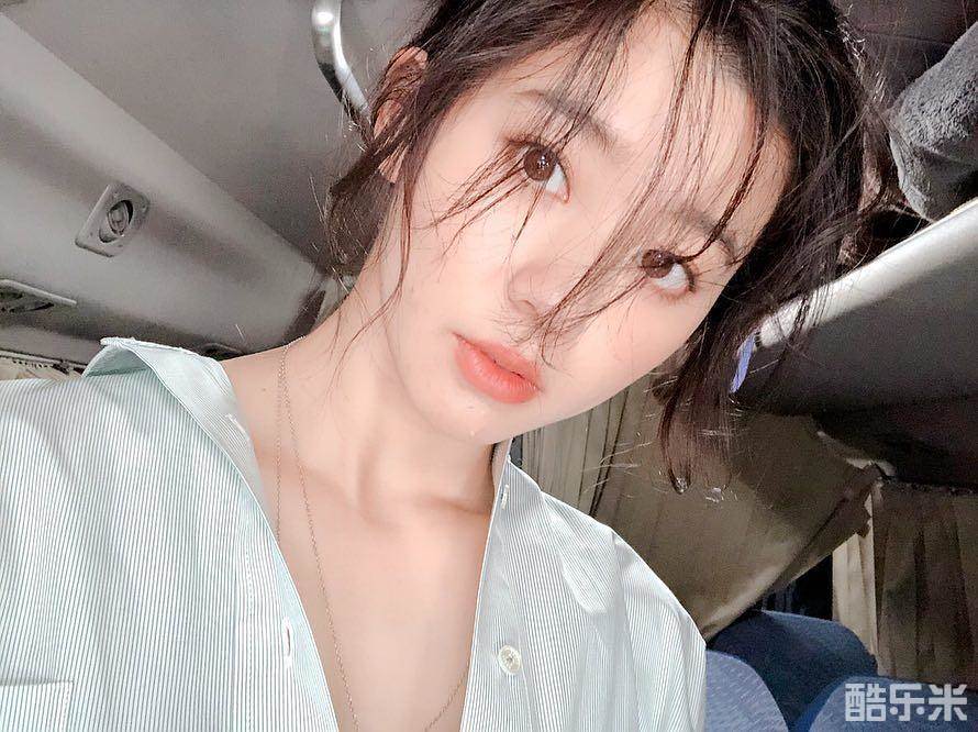 朝比奈彩