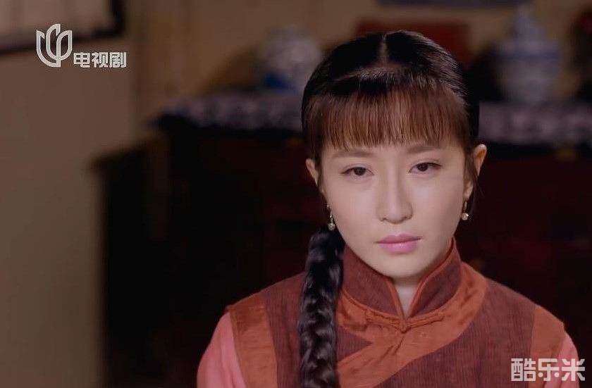周奕彤