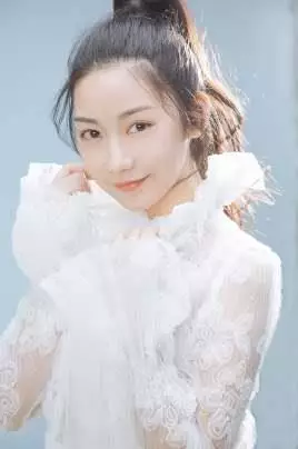 李觅尔