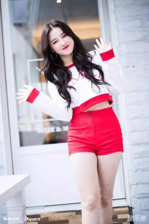 李承利