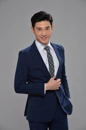 张立昂