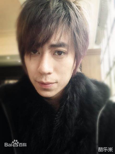 李佳文