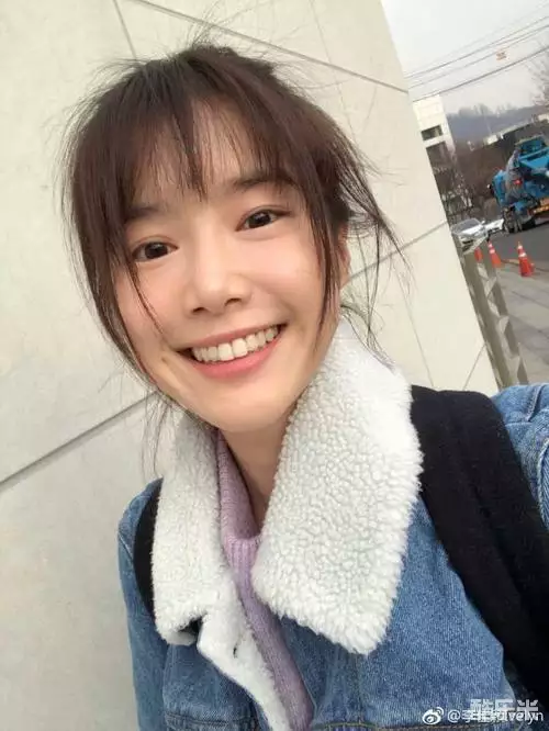 李佳颖