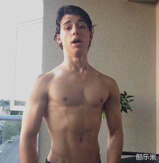 尤赖亚·谢尔顿