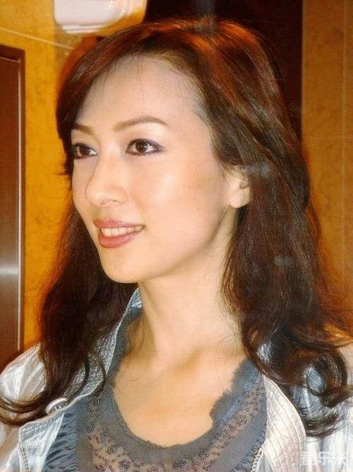 林以真