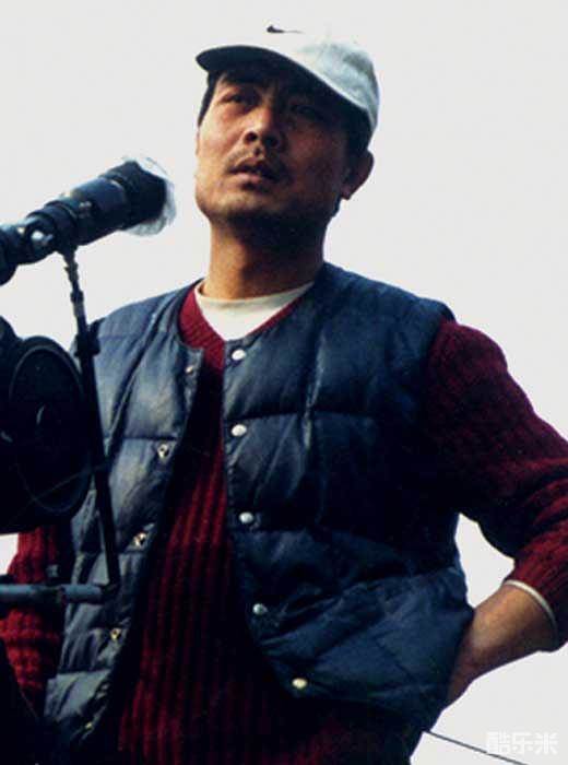 董亚春