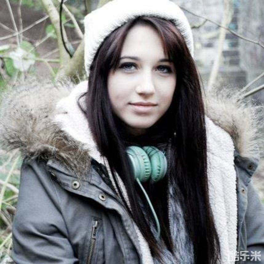 哈丽特·肯斯
