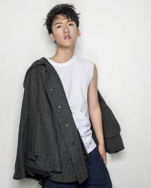 杨铭
