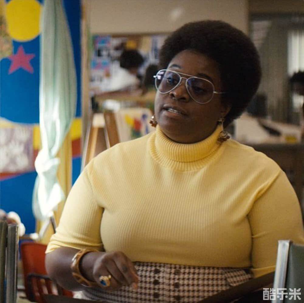 布里亚·亨德森