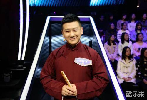 李寅飞